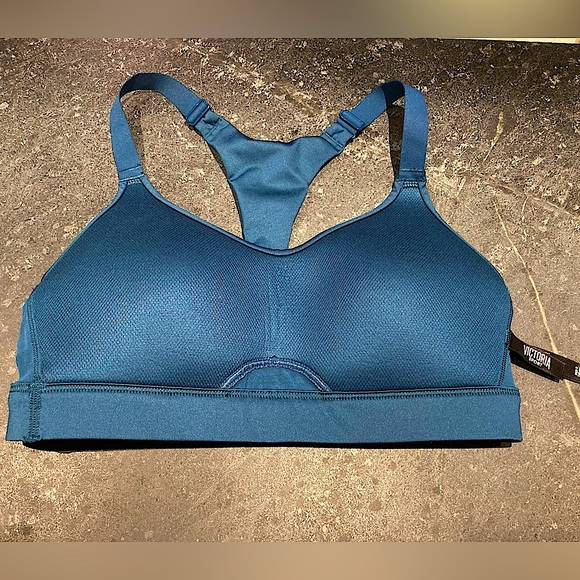 NWOT - Victoria Secret Sport Bra - Picture 9 of 11